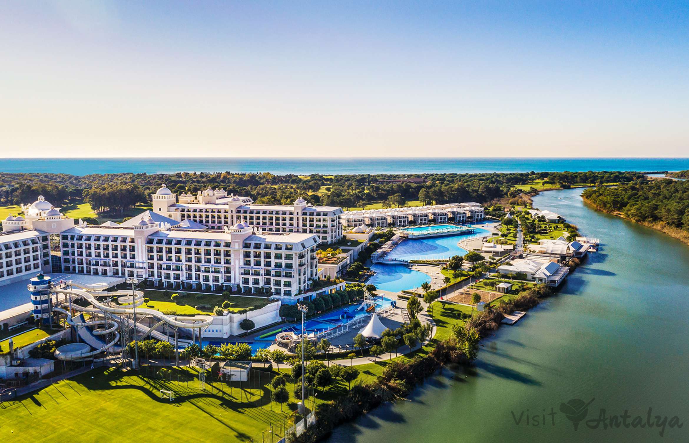 Titanic Deluxe Belek 7 Nights All inc. 4 x Golf 4x Cullinan Golf Buggy included